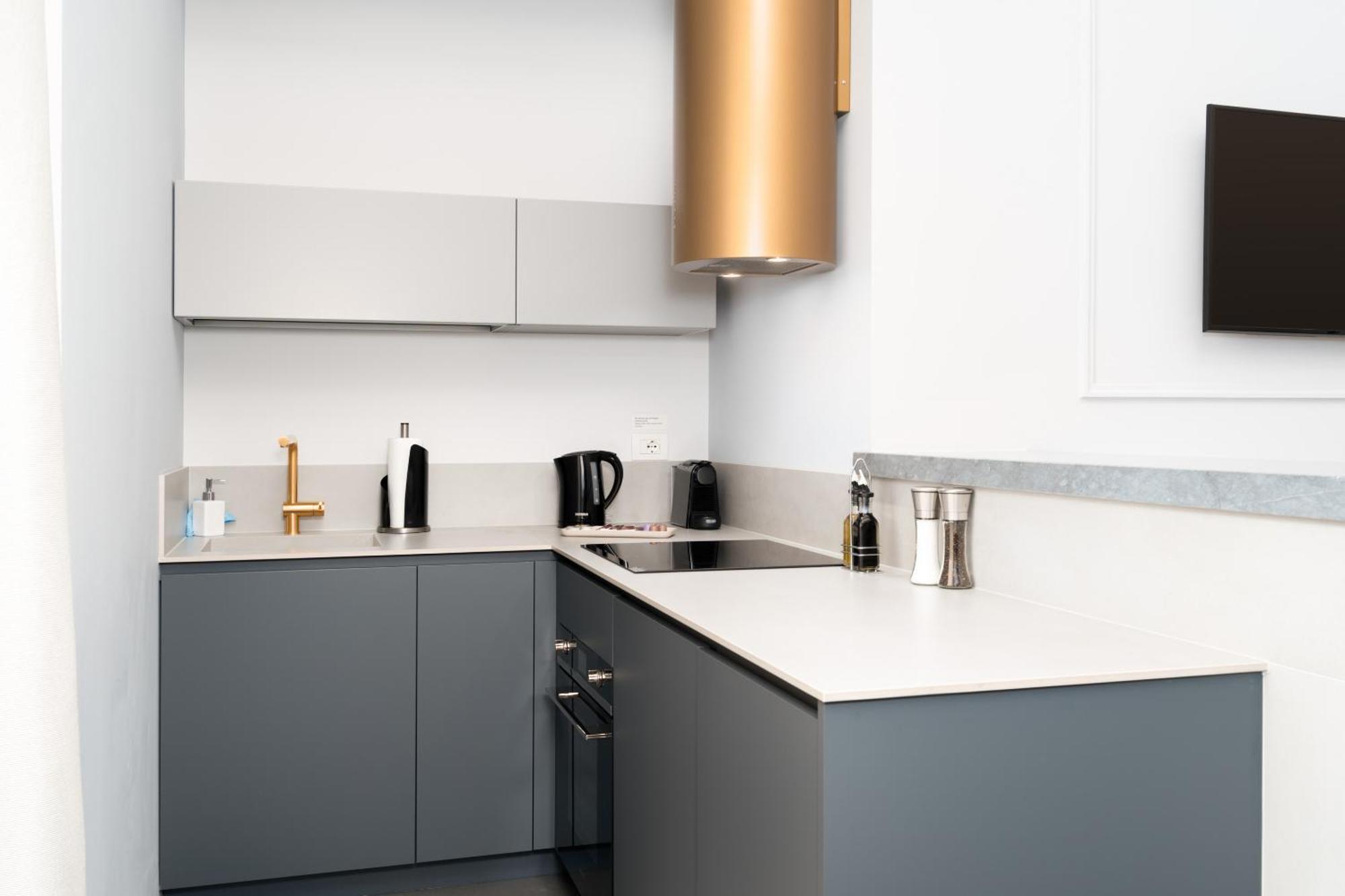 Limehome Lecce Palazzo Bn Ngoại thất bức ảnh