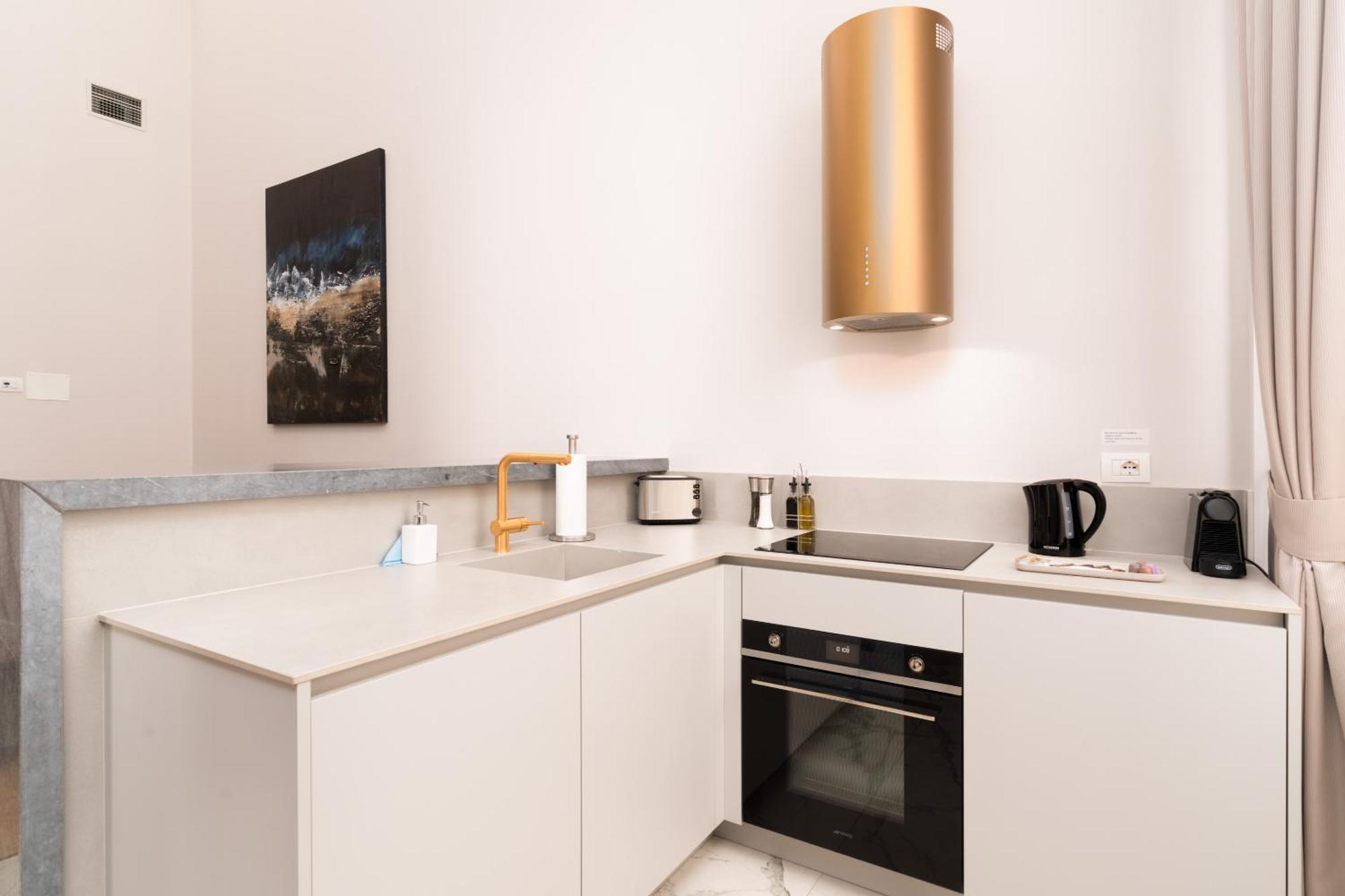Limehome Lecce Palazzo Bn Ngoại thất bức ảnh