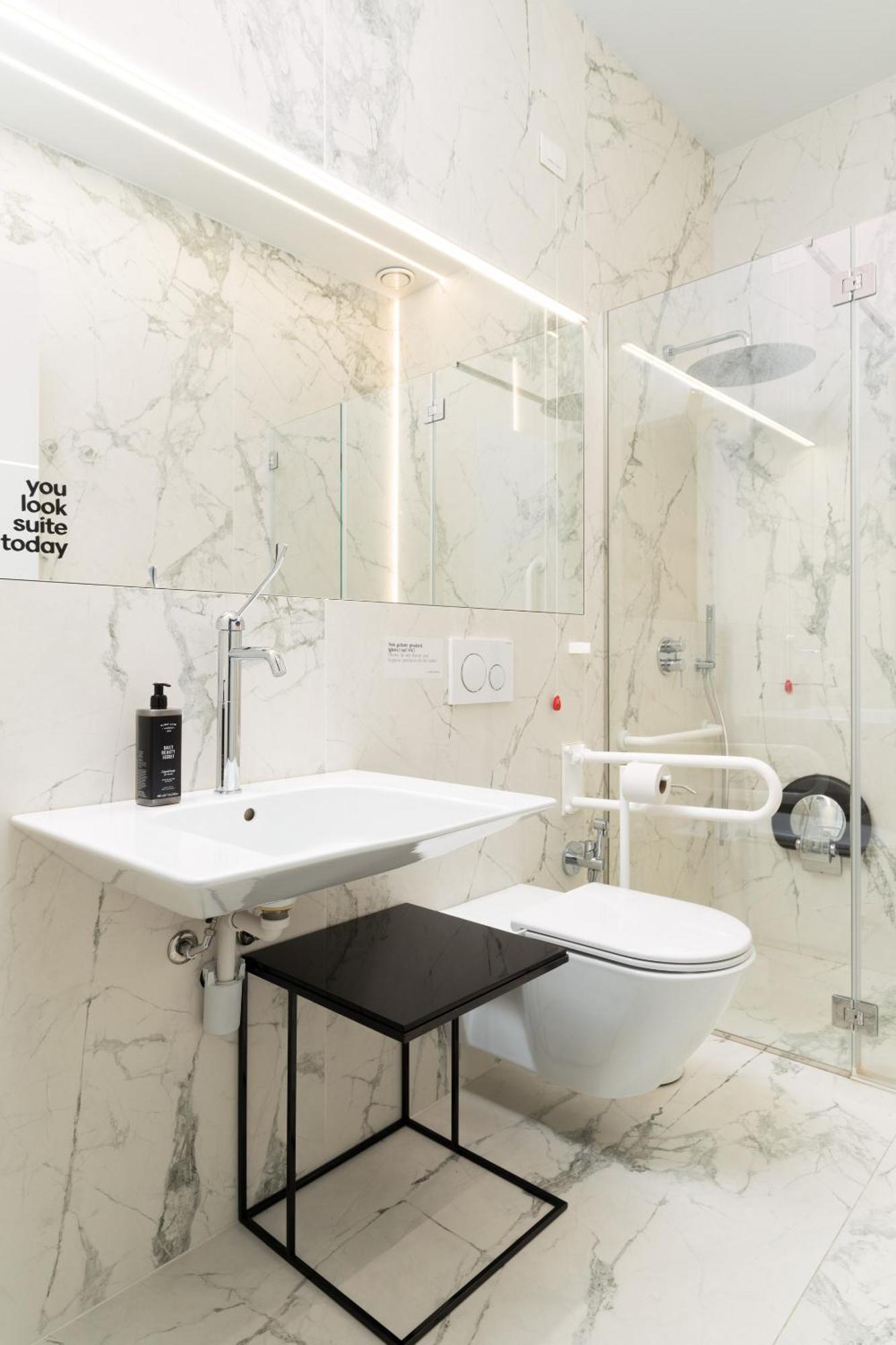 Limehome Lecce Palazzo Bn Ngoại thất bức ảnh