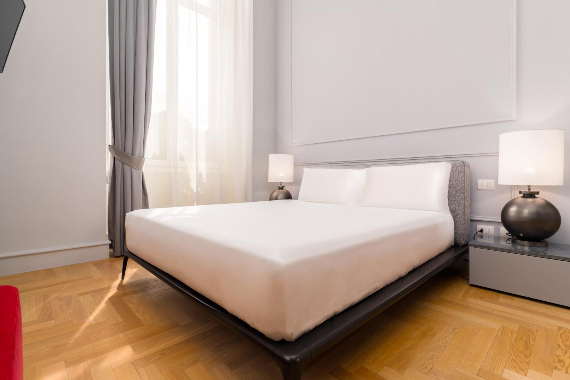 Limehome Lecce Palazzo Bn Phòng bức ảnh